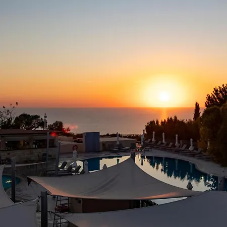 Aa02 Adjacent To Aphrodite Hills- Communal Pool, Garden Kouklia