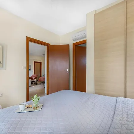 Aa02 Adjacent To Aphrodite Hills- Communal Pool, Garden Kouklia