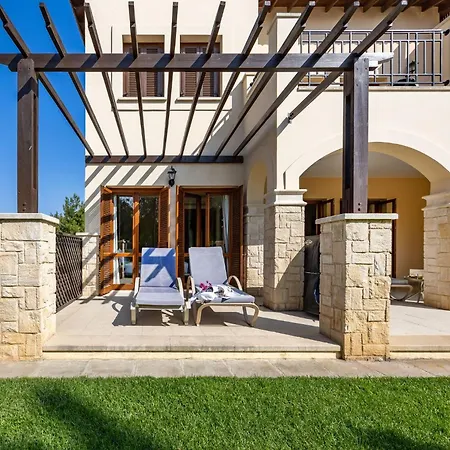Apartment Aa02 Adjacent To Aphrodite Hills- Communal Pool, Garden