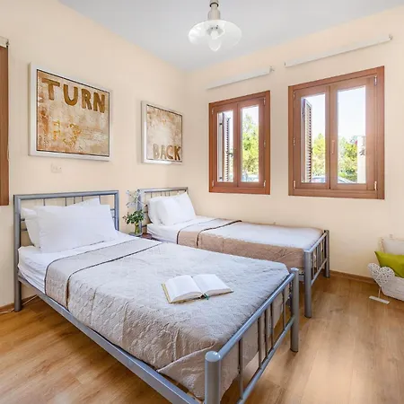 Aa02 Adjacent To Aphrodite Hills- Communal Pool, Garden 아파트